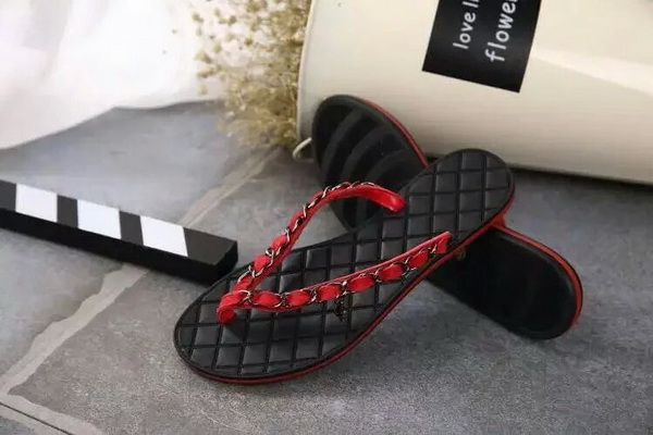 CHANEL Slippers Women--053